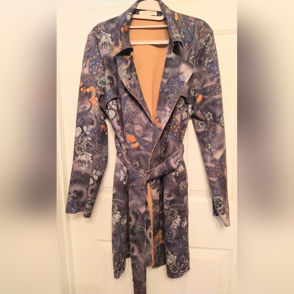 Solitaire "sueded" trench coat/Blazer Size Large